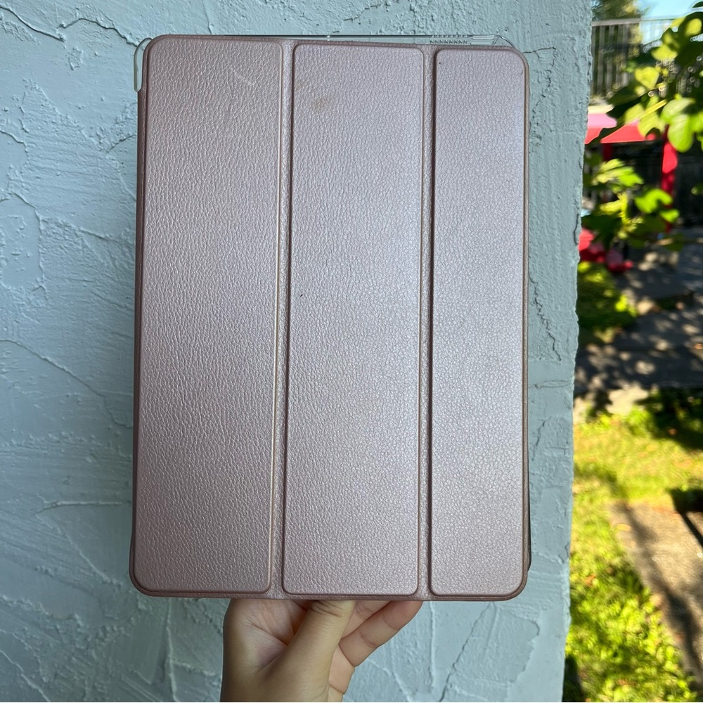 JETech iPad Rose Gold Case!
